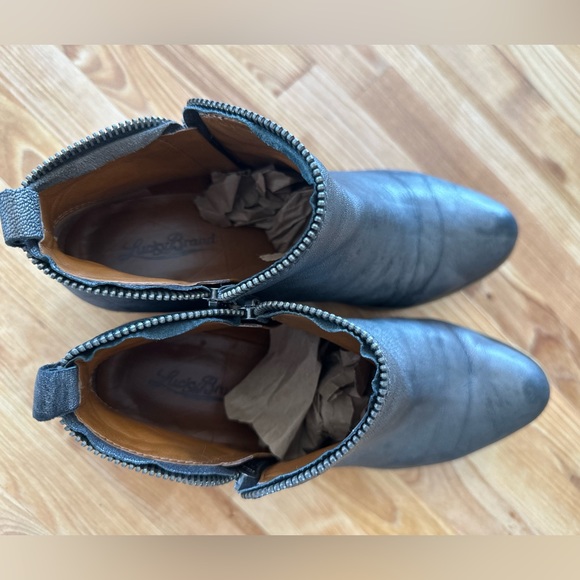 Lucky Brand booties. Functional zippers - Picture 2 of 5
